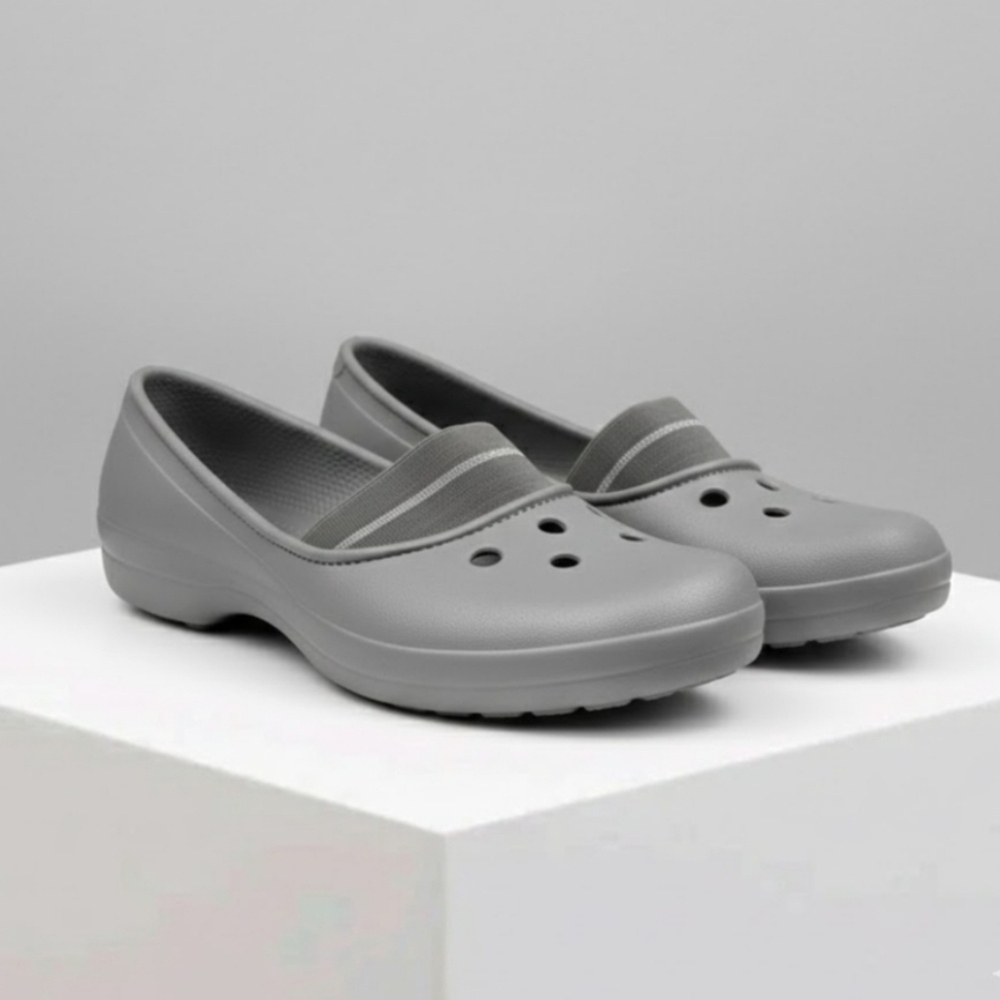Crocs Mary Jane 9 Wide Juneau Slip On Silver Beach Garden Chic